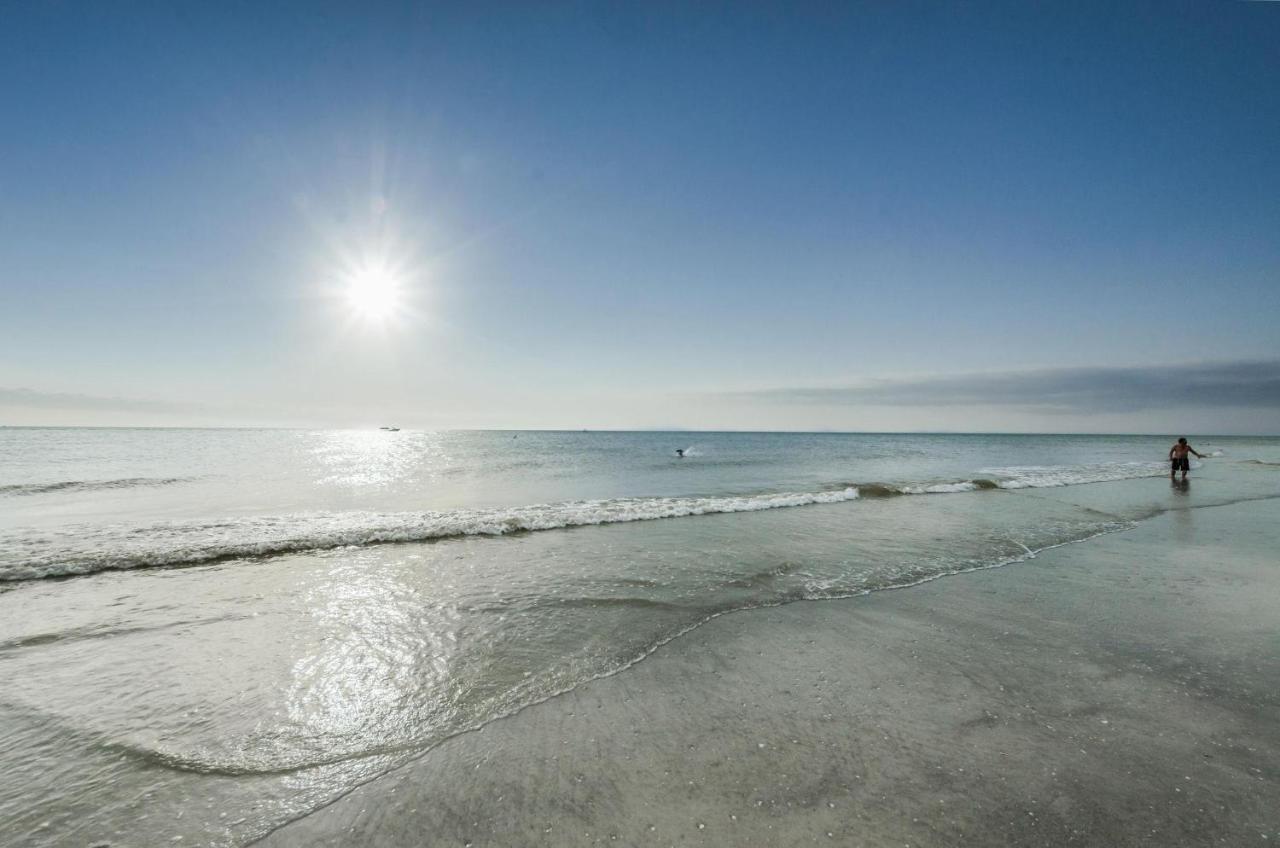 Gorgeous 3 Bedroom Condo In The Perfect Locationseaoats302 セント・ピート・ビーチ エクステリア 写真